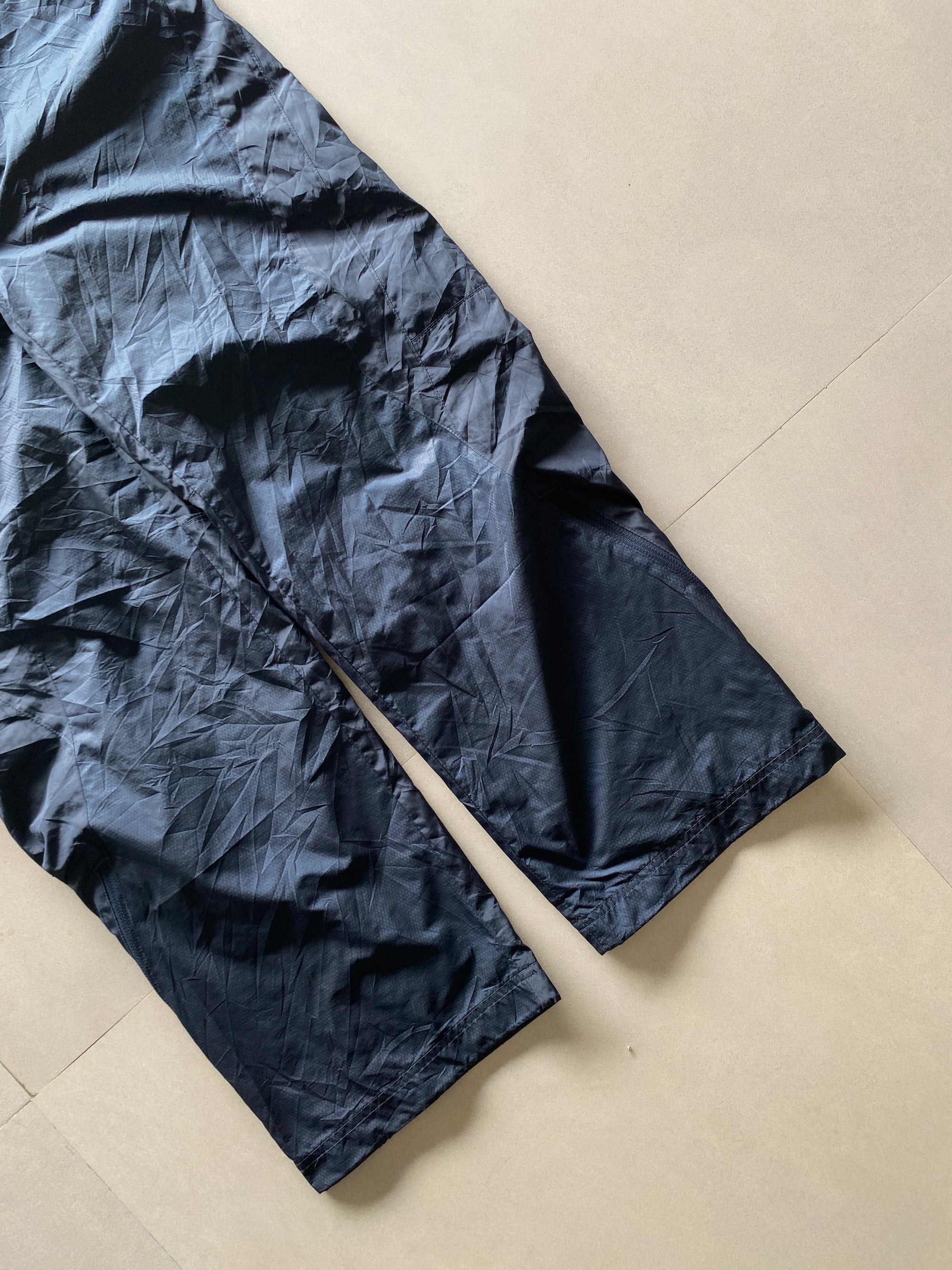 NIKE BAGGY TRACK PANT - M