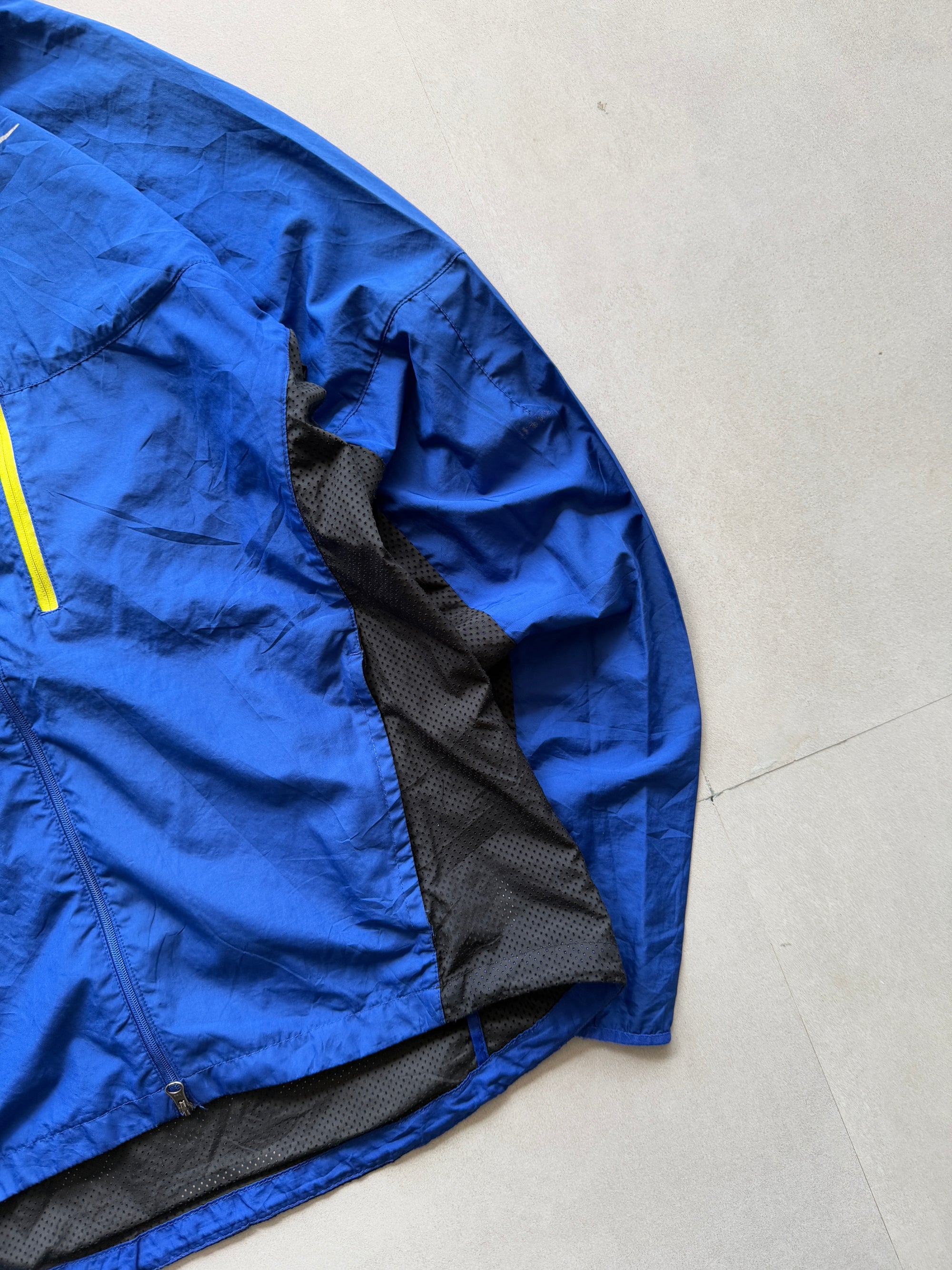 NIKE HOODED JACKET - M