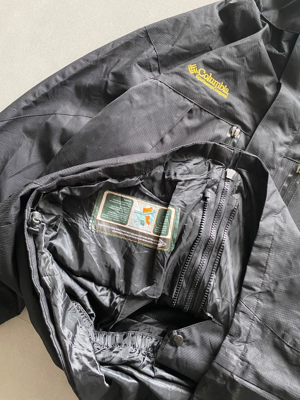 COLUMBIA OMNI-TECH HOODED JACKET -  XXL