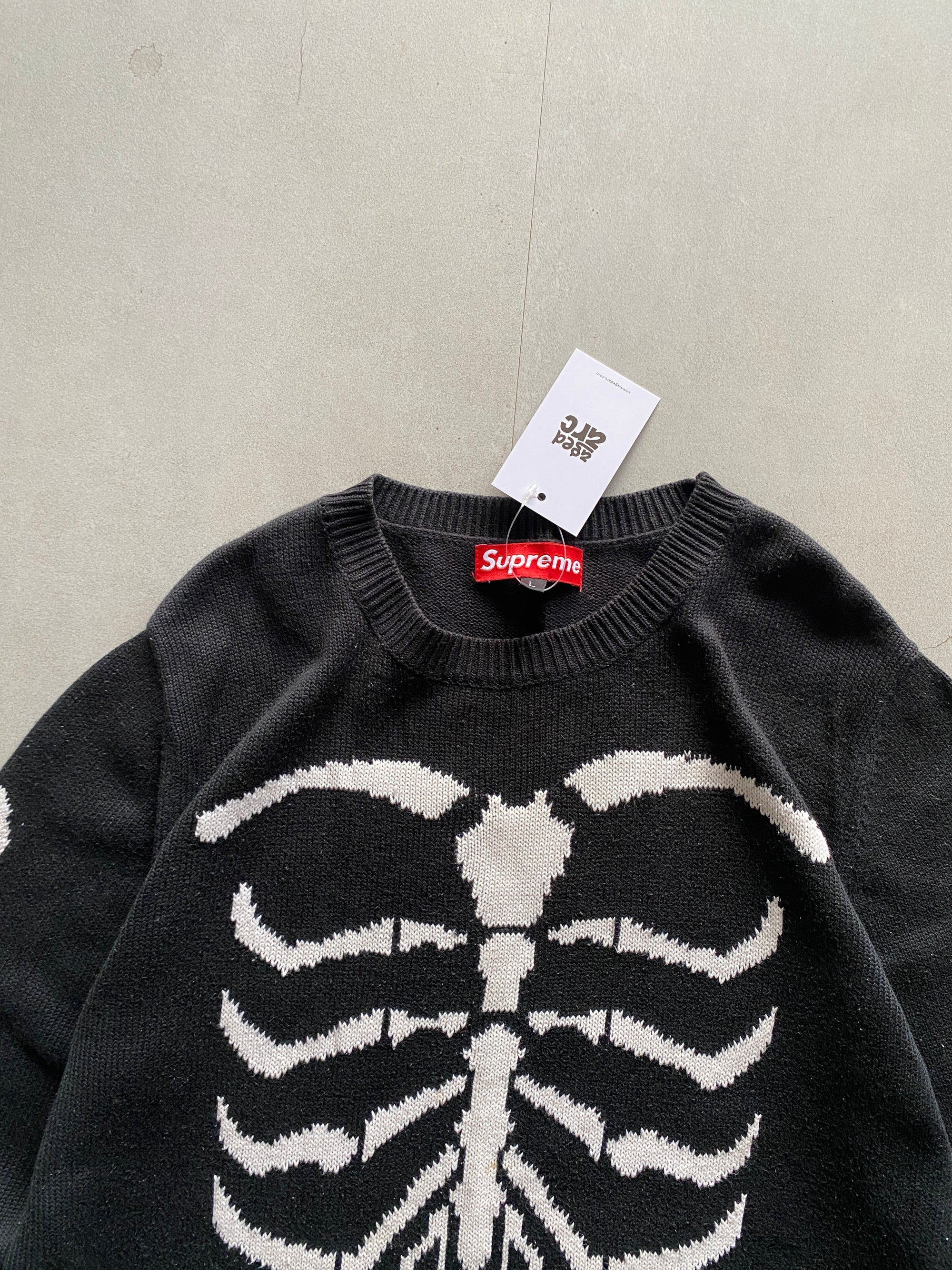 SUPREME SKELETON SWEATSHIRT - M