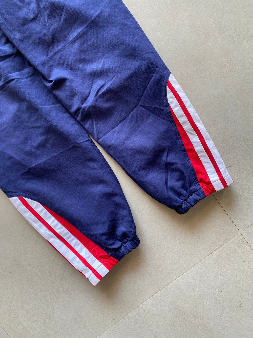 ADIDAS TRACK PANT - XS