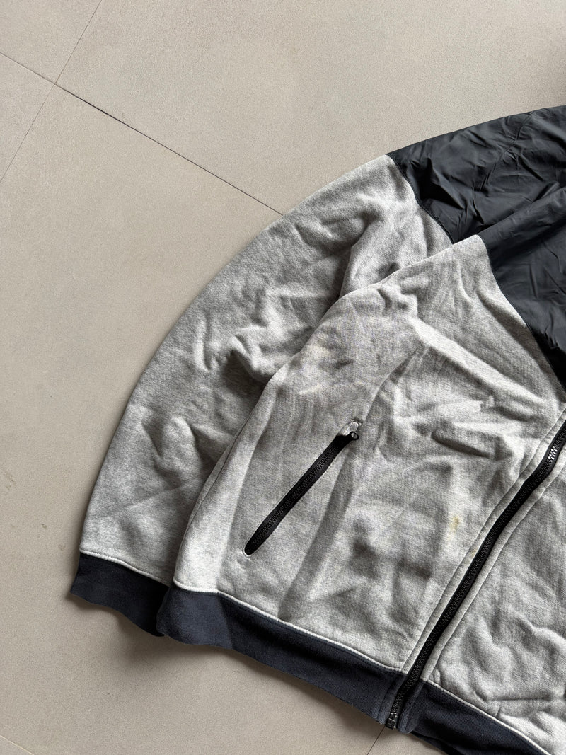 NIKE HOODED JACKET - M