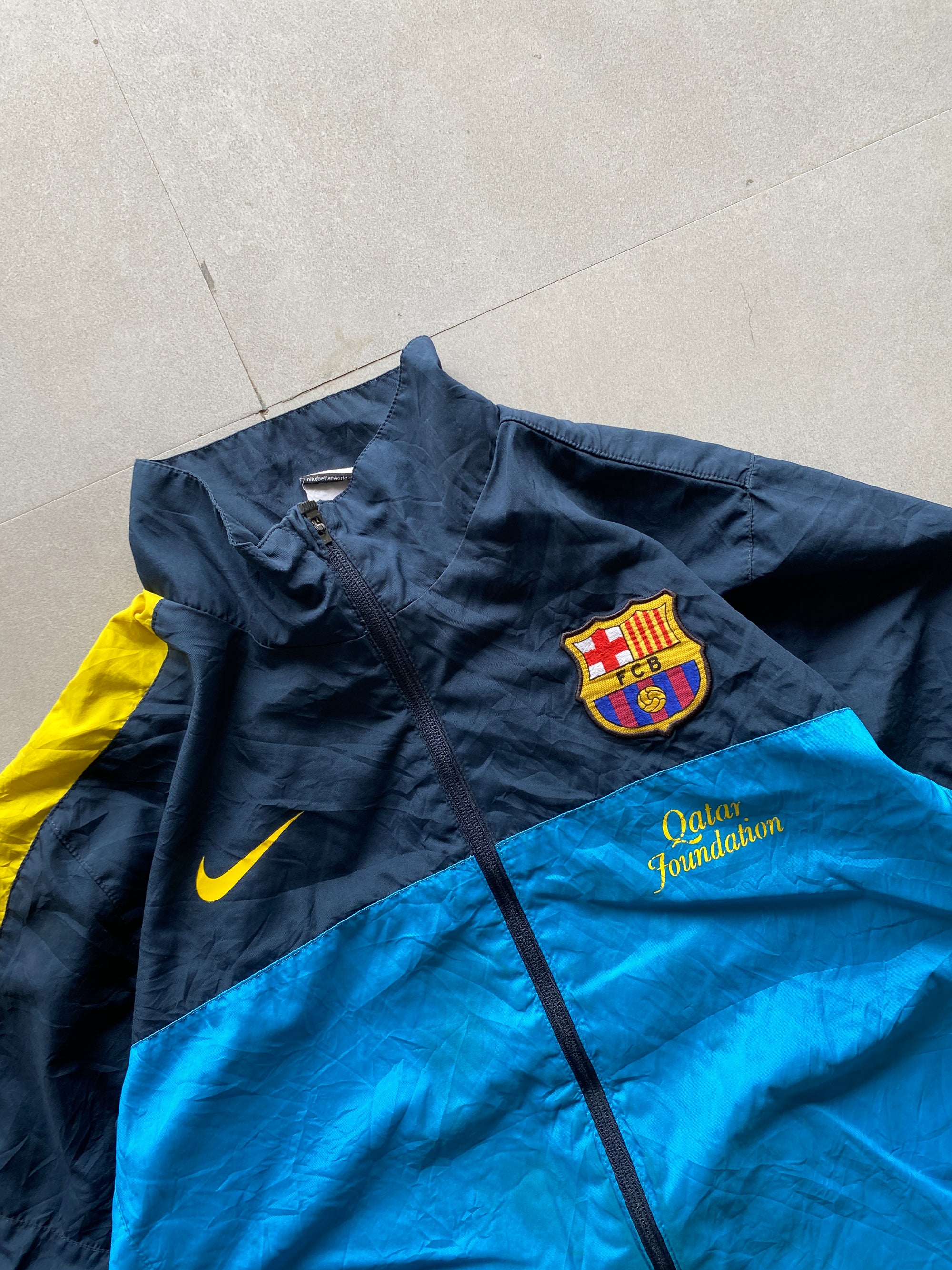 NIKE BARCELONA JACKET - M