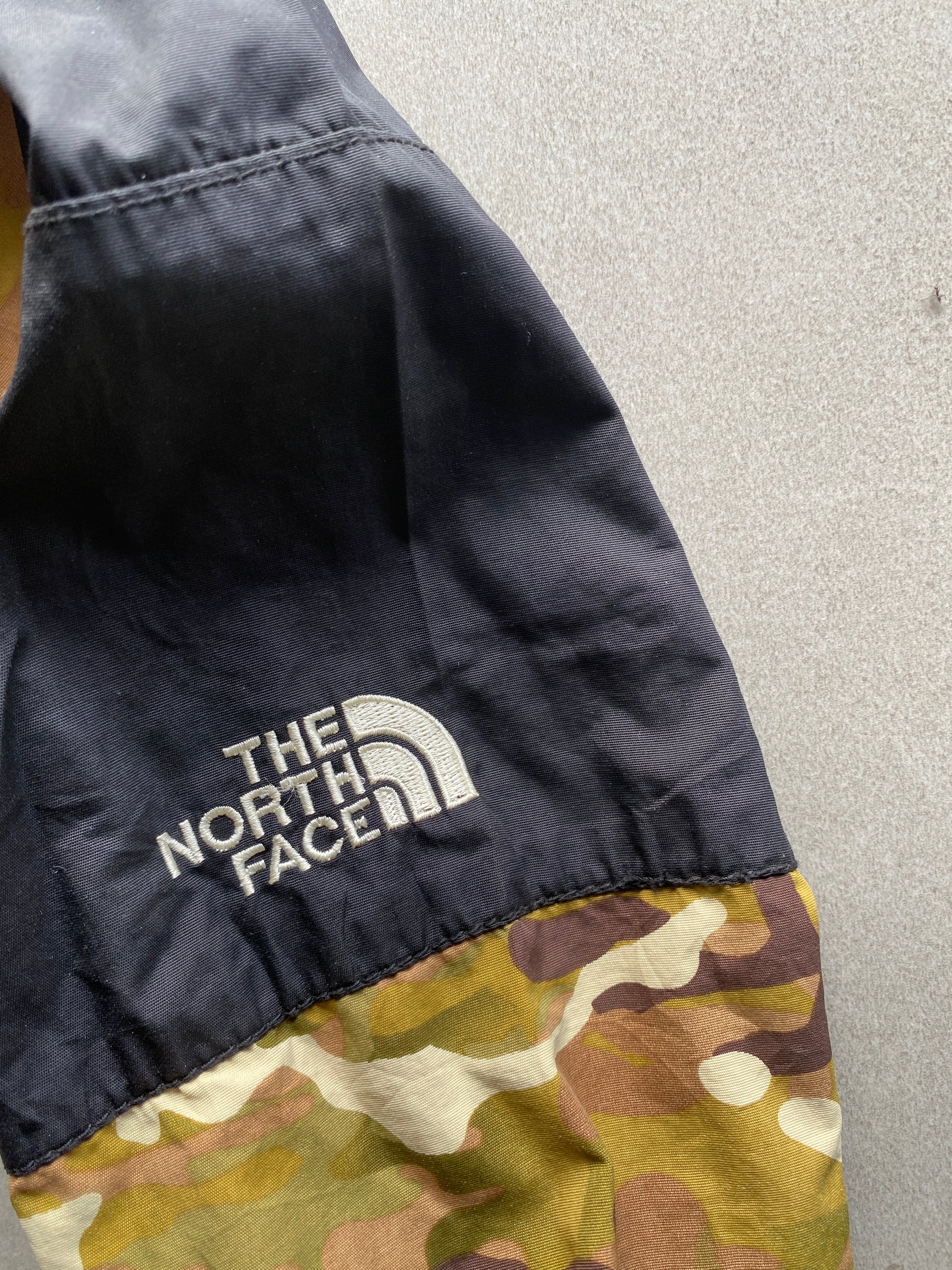 THE NORTH FACE x BEAUTY & YOUTH PURPLE LABEL CAMOU JACKET - L