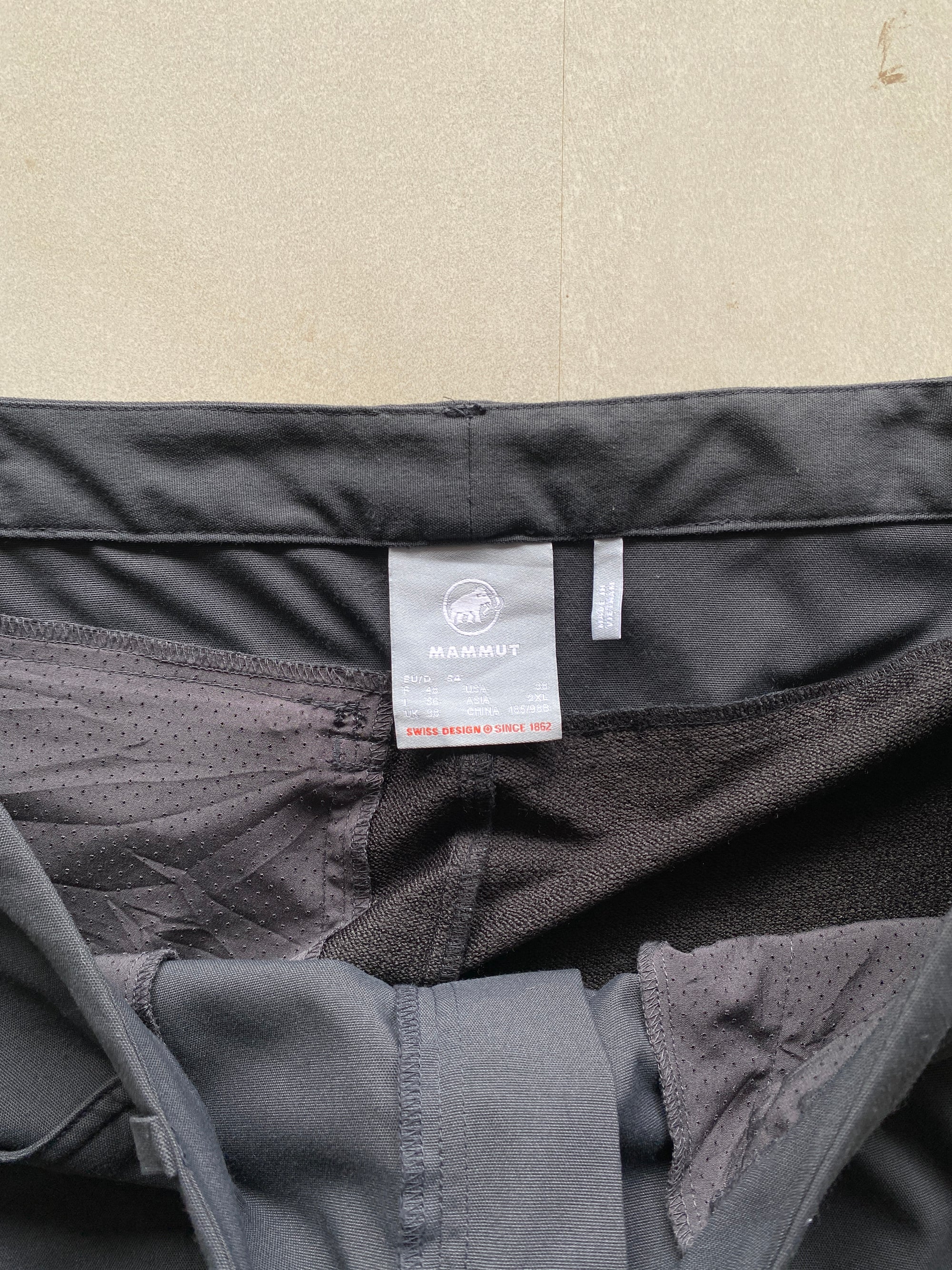 MAMMUT CONVERTIBLE TREKKING PANT - XL