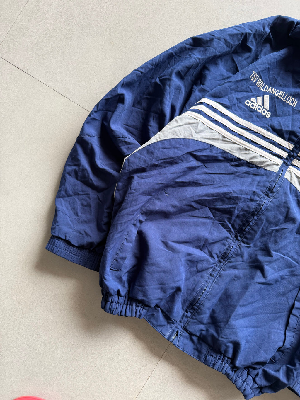 00S ADIDAS JACKET - M