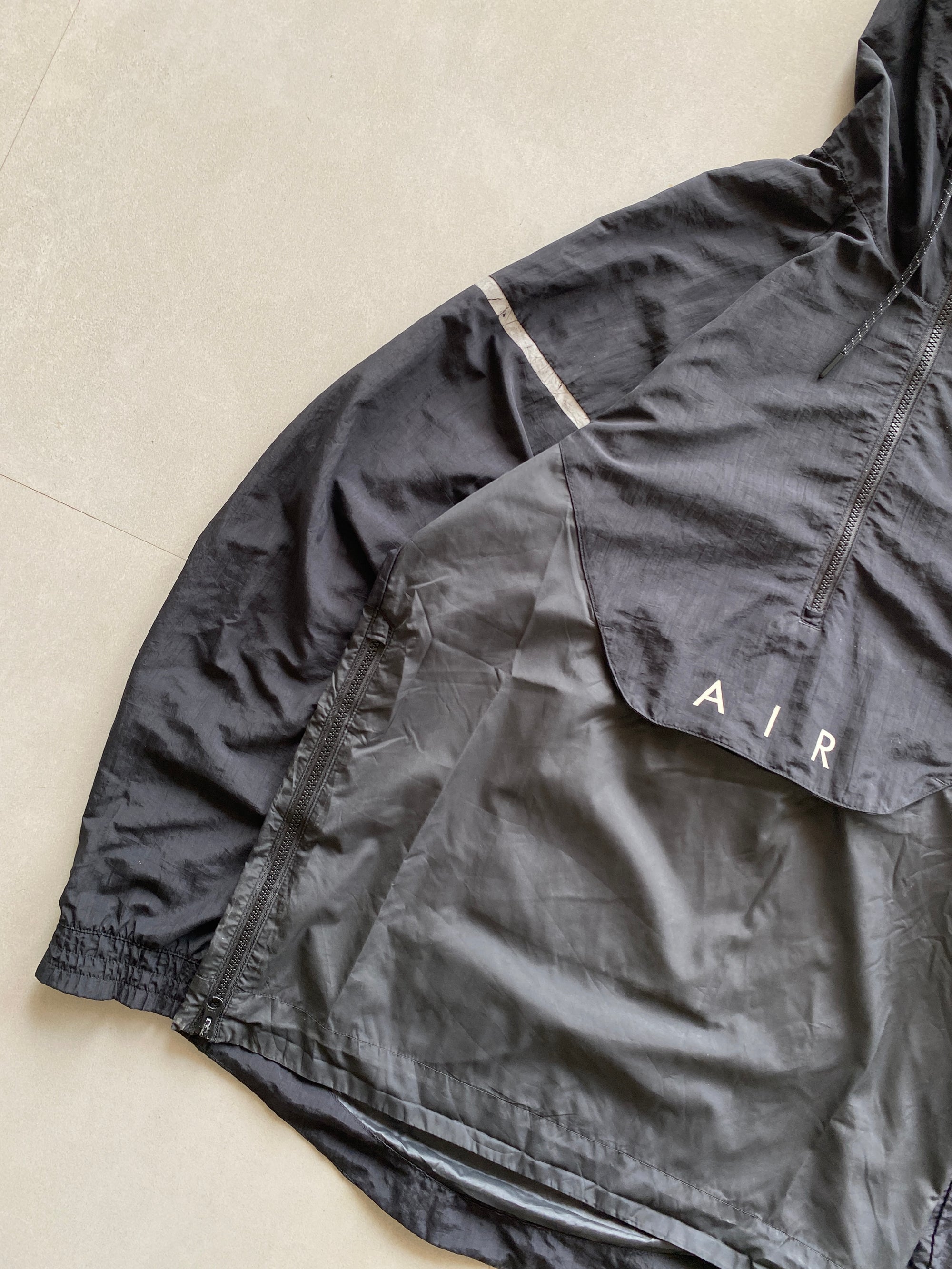 NIKE AIR QUARTER ZIP JACKET - M