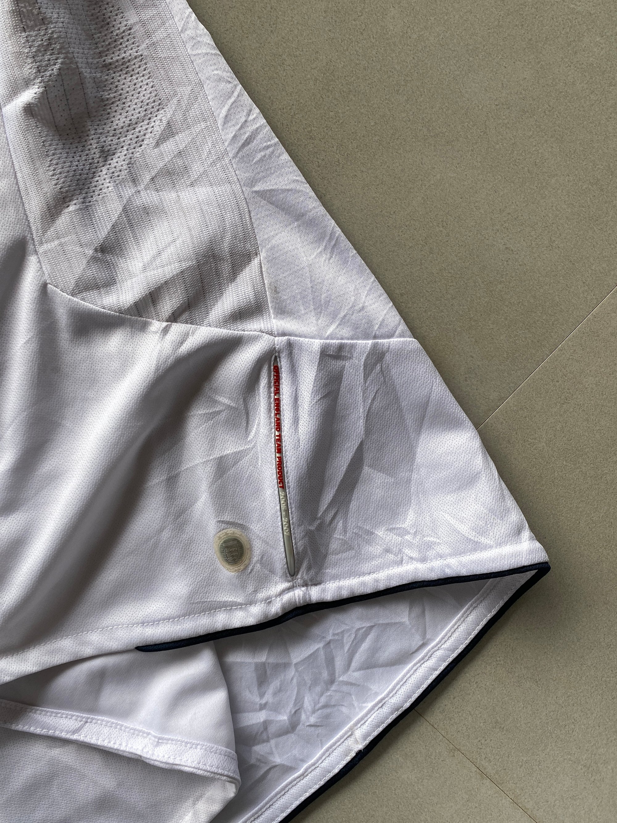 2005 UMBRO ENGLAND JERSEY -