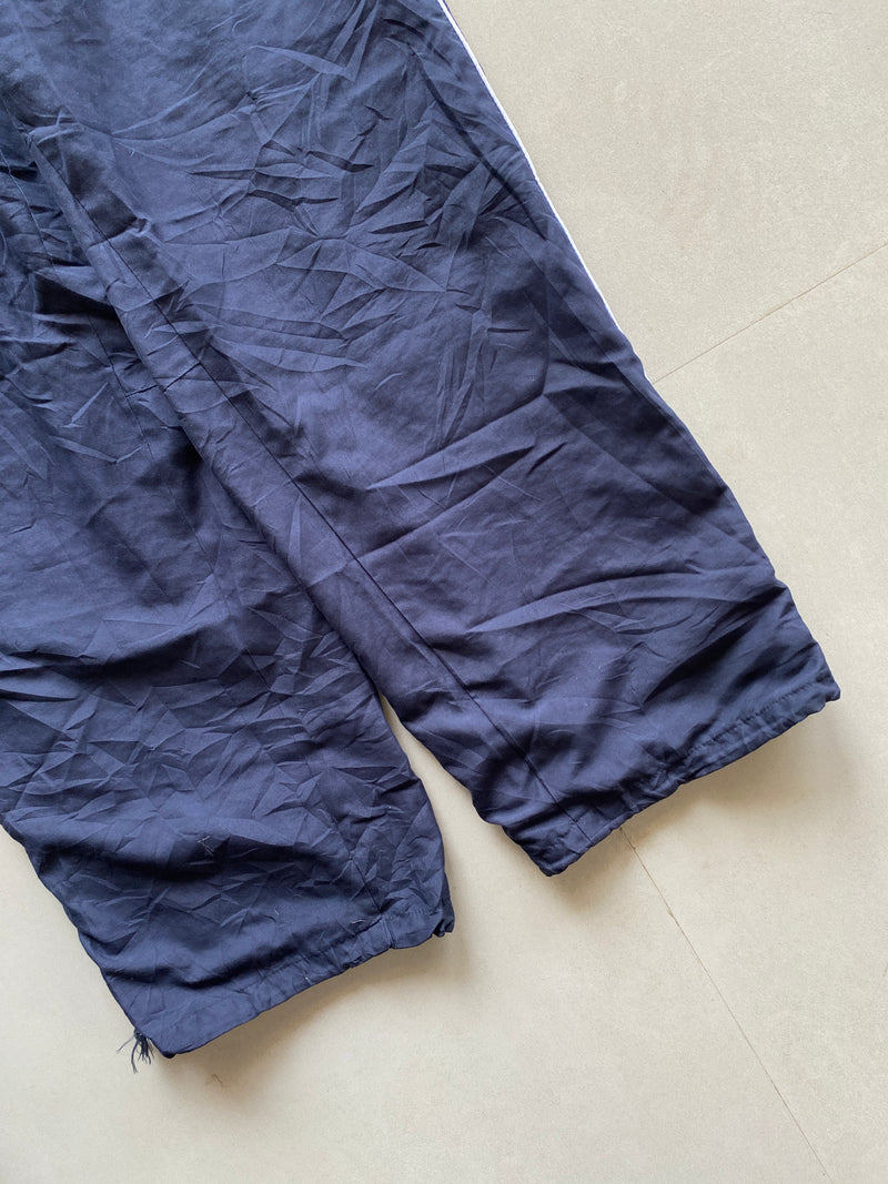 BAGGY TRACK PANT - M