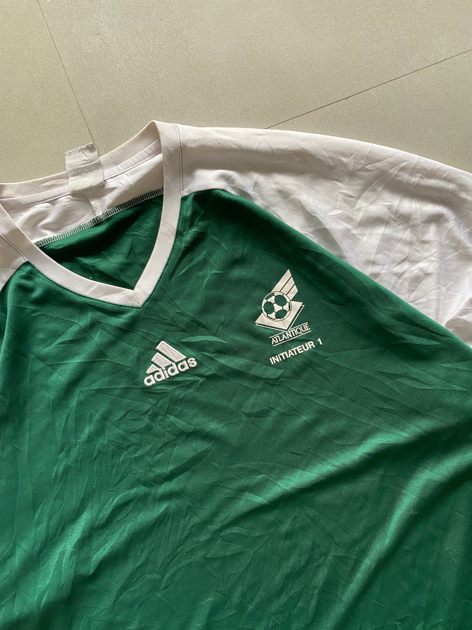 ADIDAS JERSEY - XL