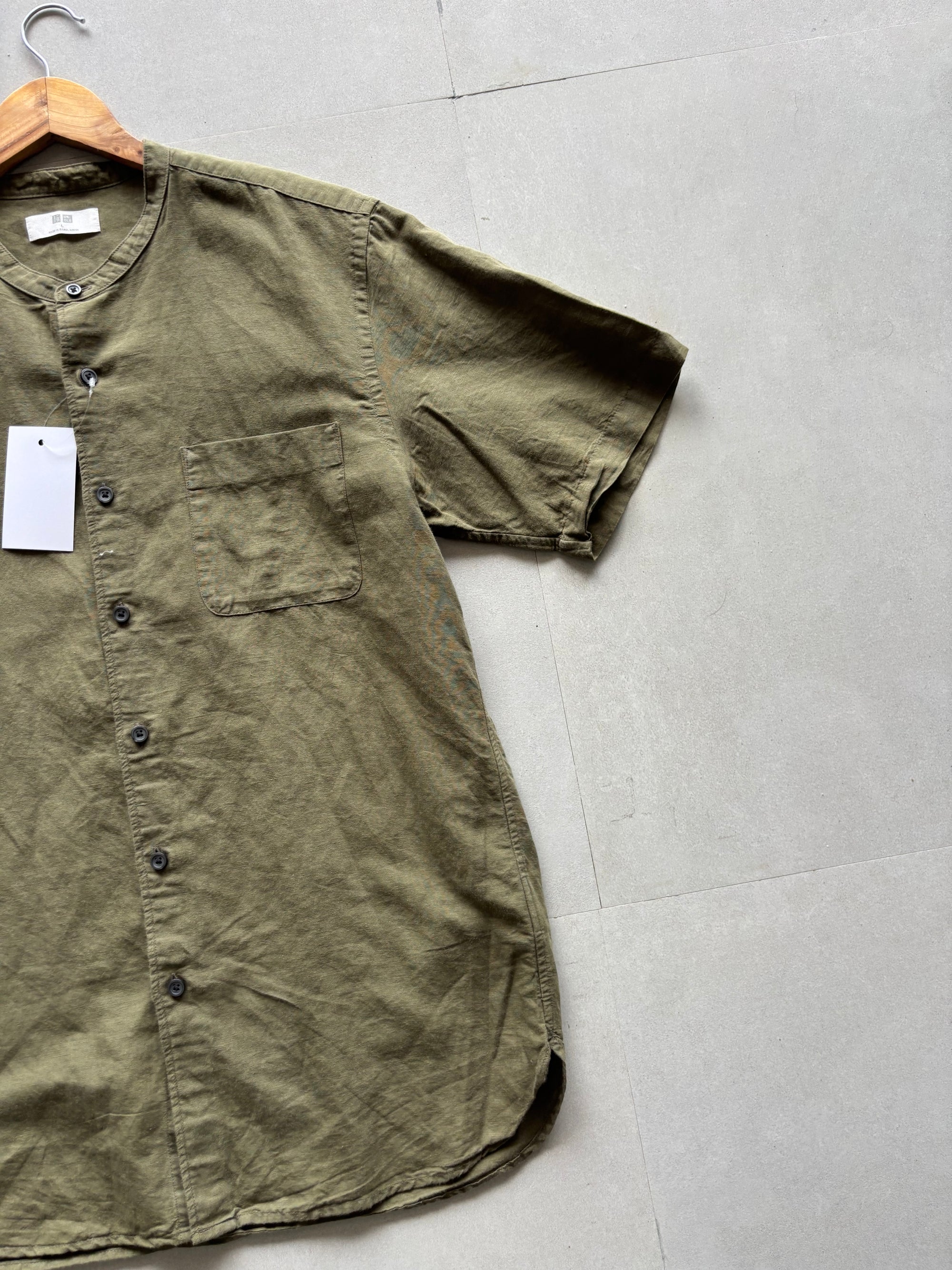 UNIQLO PURE LINEN HALF SLEEVE SHIRT - M