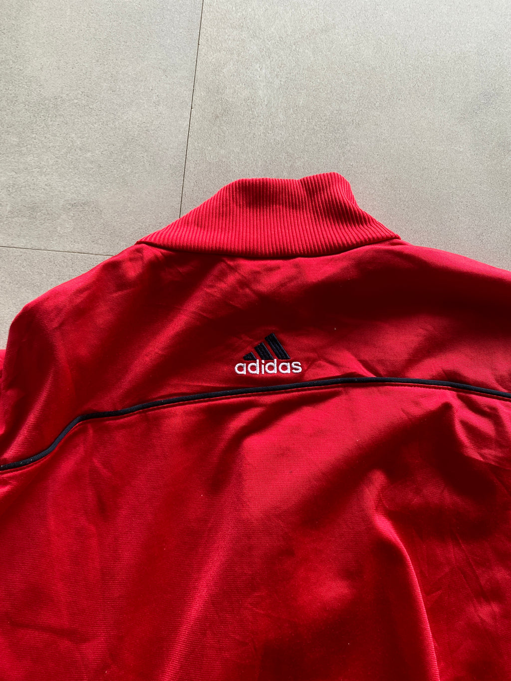 VINTAGE ADIDAS STRIPED JACKET - M