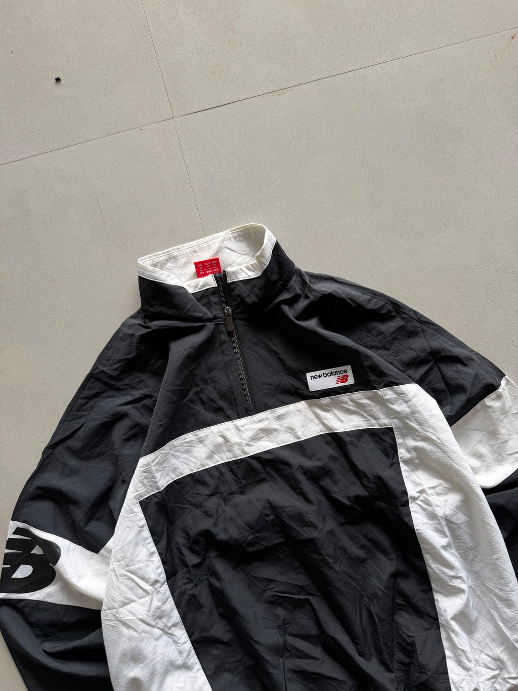 VINTAGE NEW BALANCE JACKET - XL