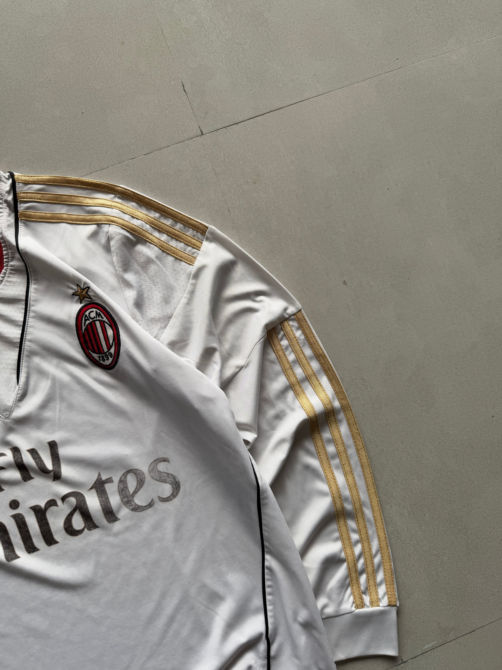 ADIDAS 2014 AC MILAN JERSEY- M