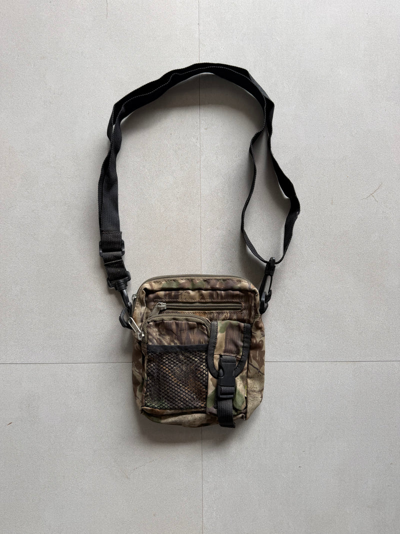REALTREE CAMOU SLING BAG
