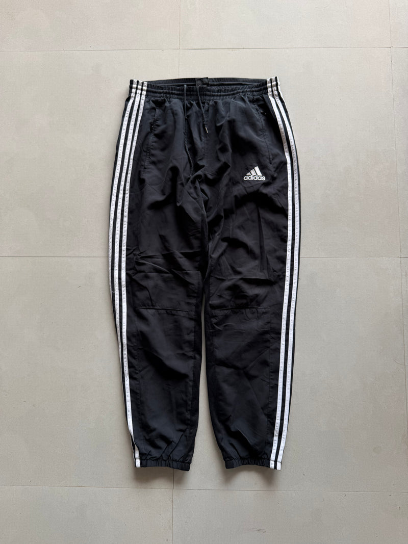 ADIDAS STRIPED TYRACK PANT28 - M