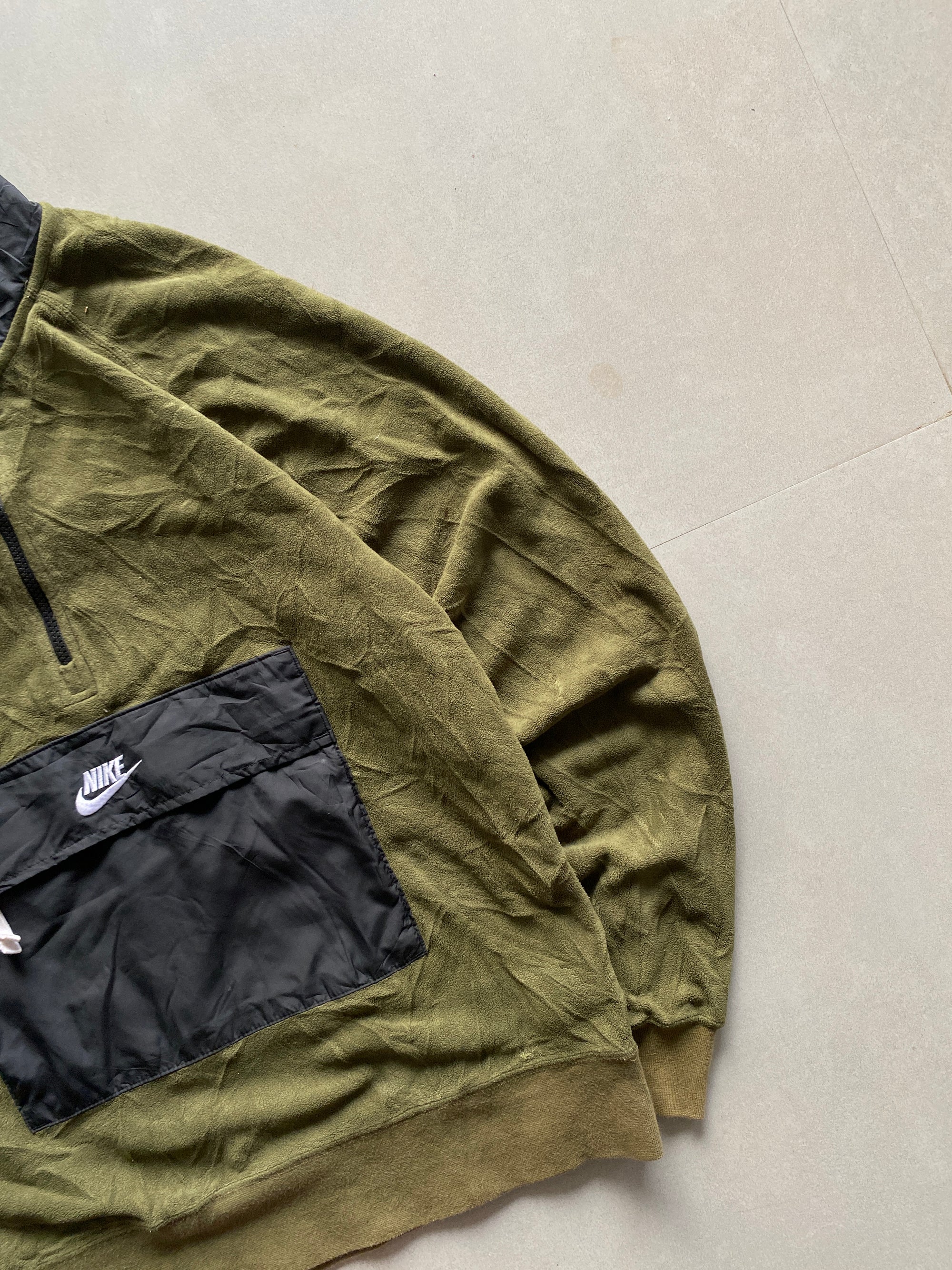 NIKE QUARTER ZIP FLEECE - M