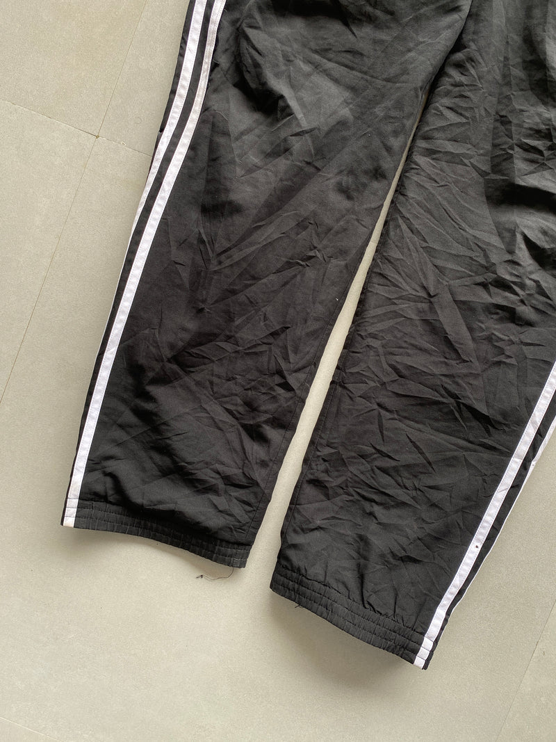 ADIDAS STRIPED TRACK - L
