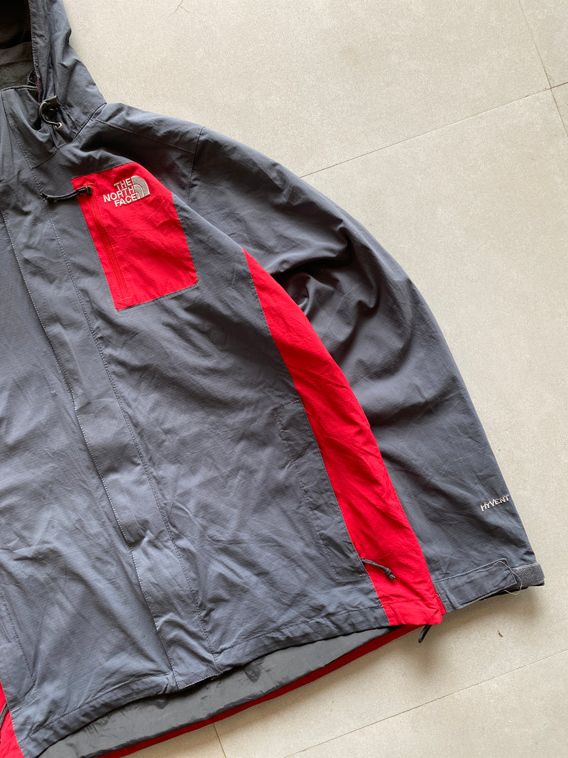 THE NORTH FACE HOODED HYVENT JACKET - M