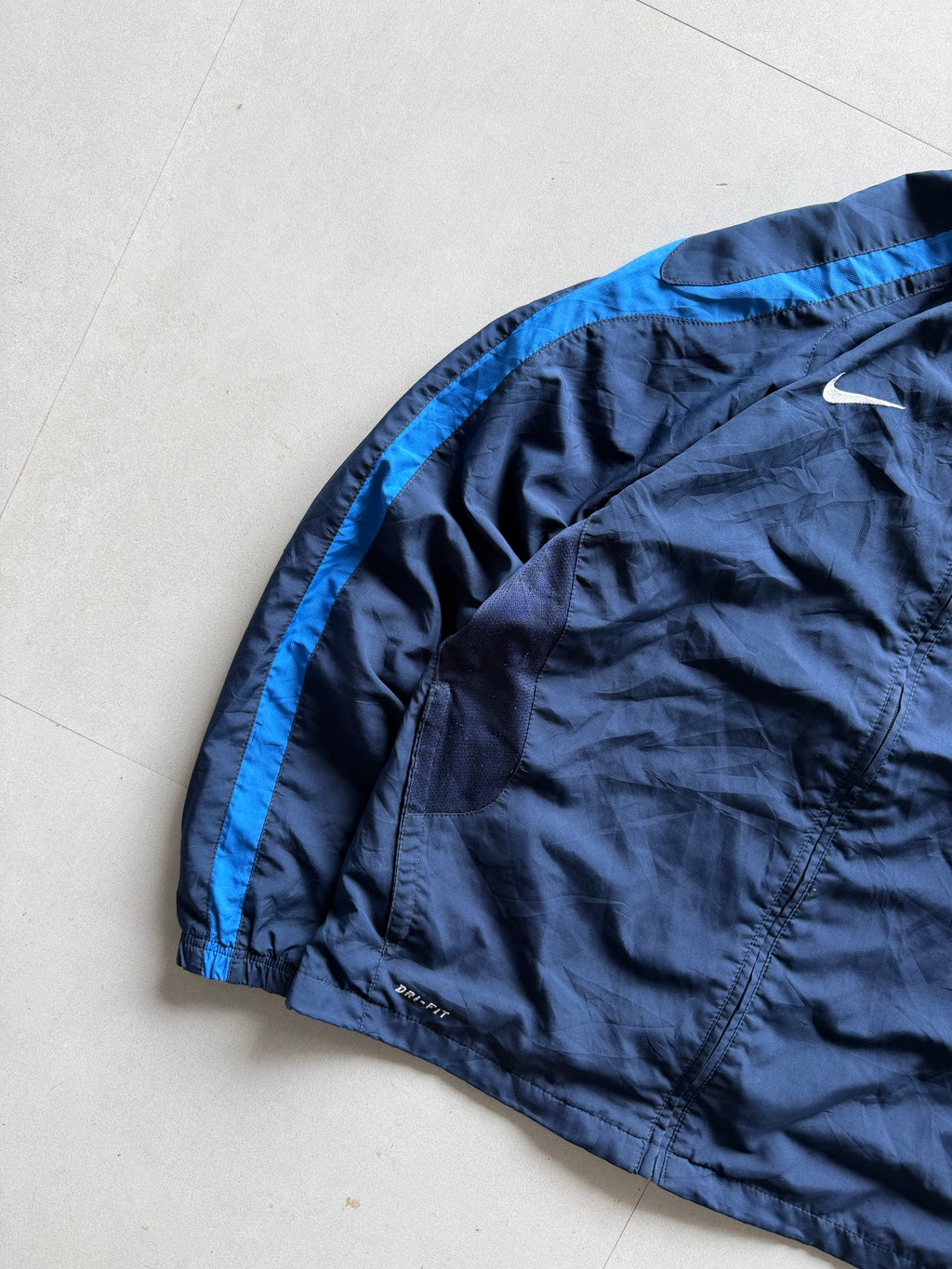 VINTAGE NIKE JACKET - XL