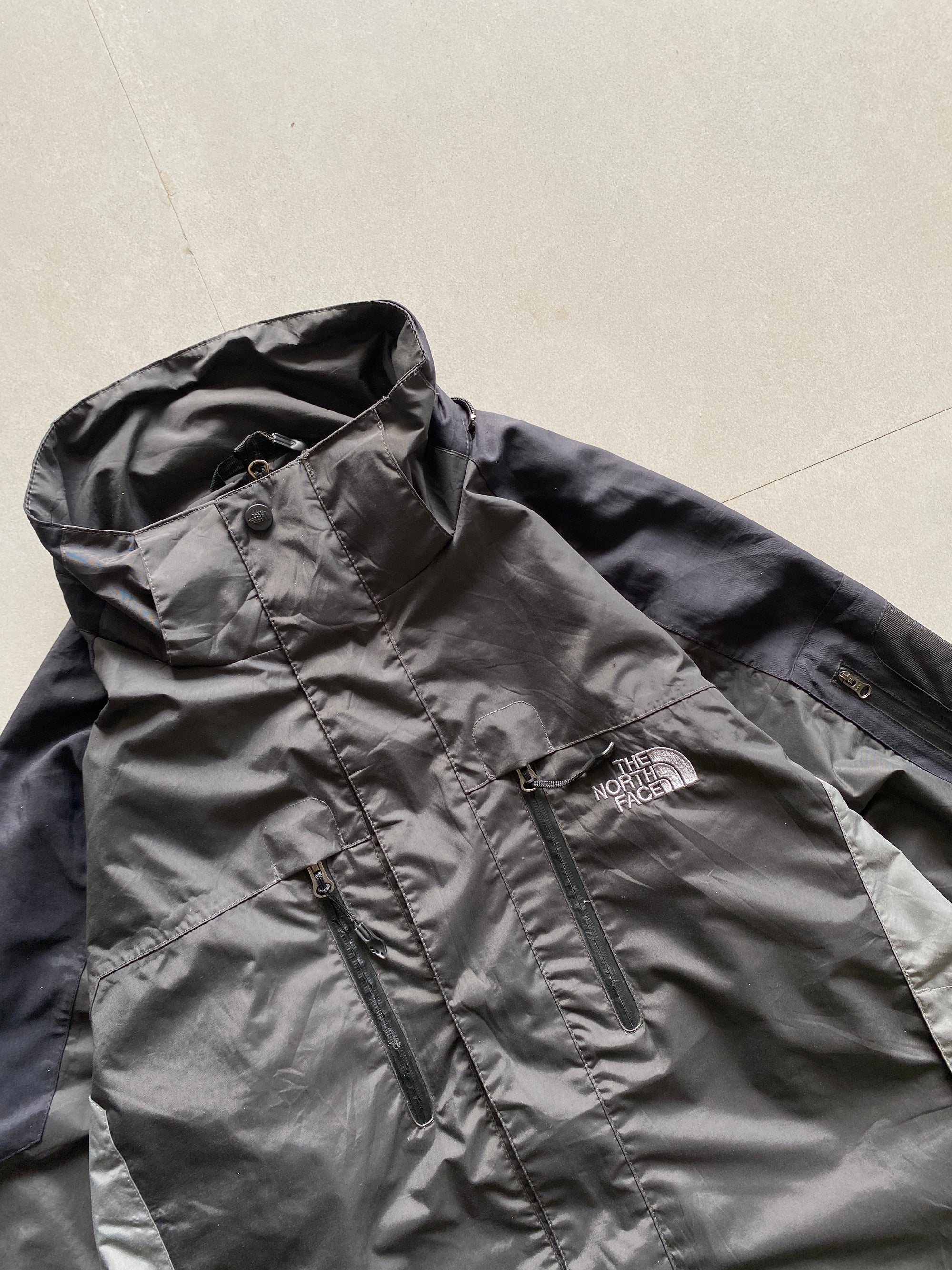 THE NORTH FACE GORTEX JACKET - XL