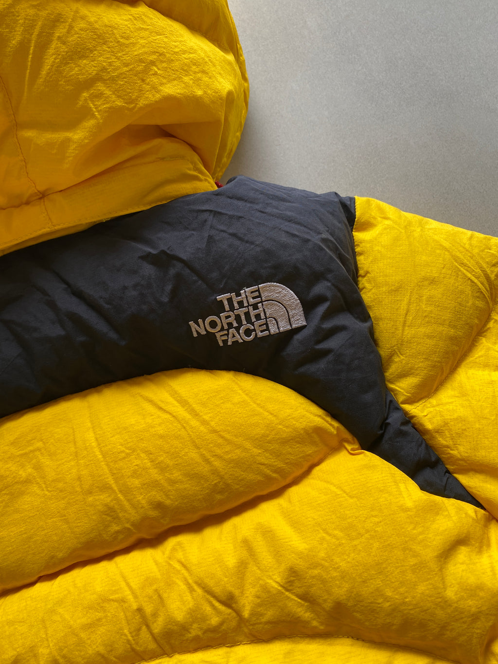 THE NORTH FACE SUMMIT SERIES HYVENT 800 PUFFER JACKET - S