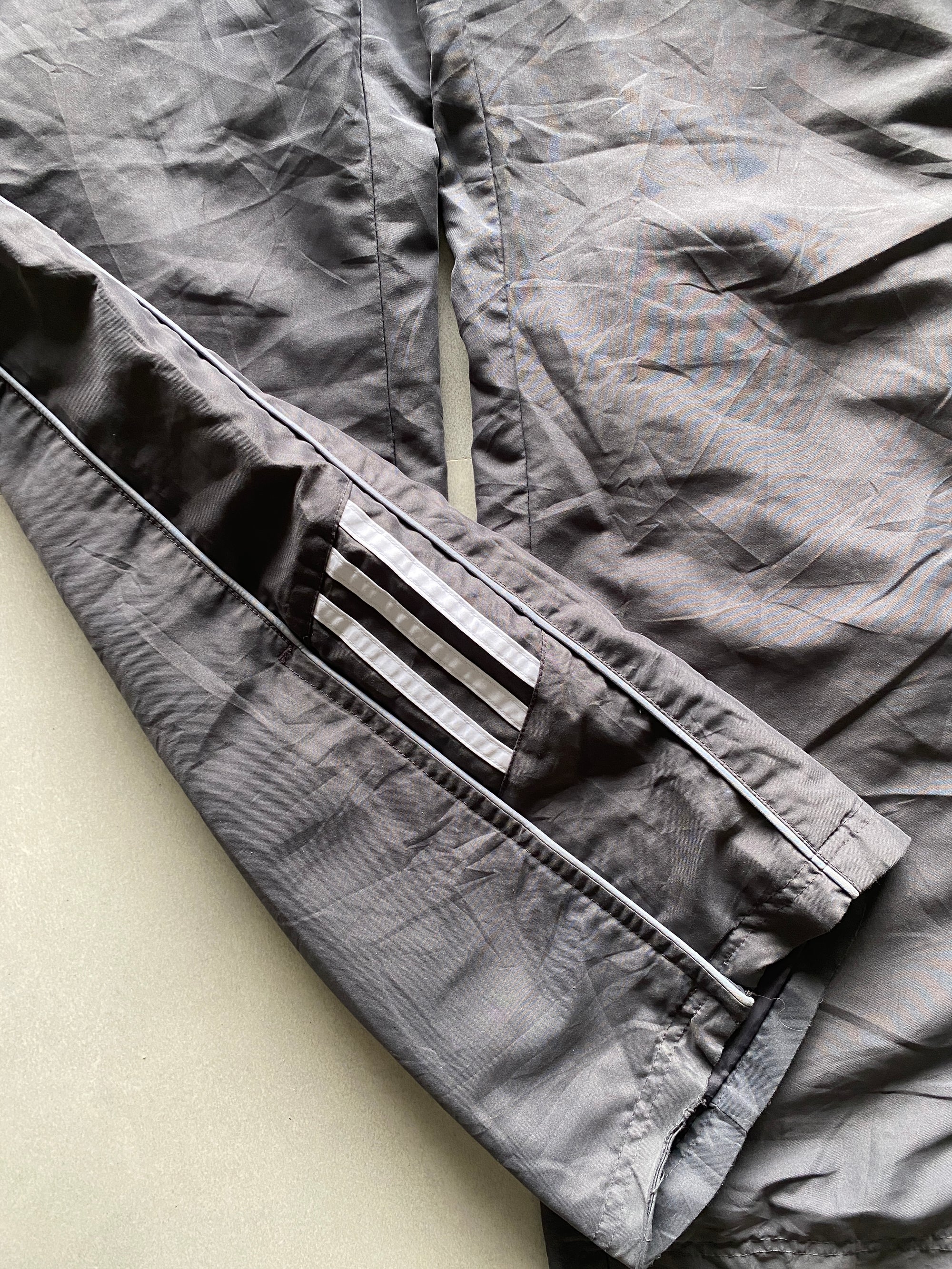 ADIDAS BAGGY TRACK PANT - L