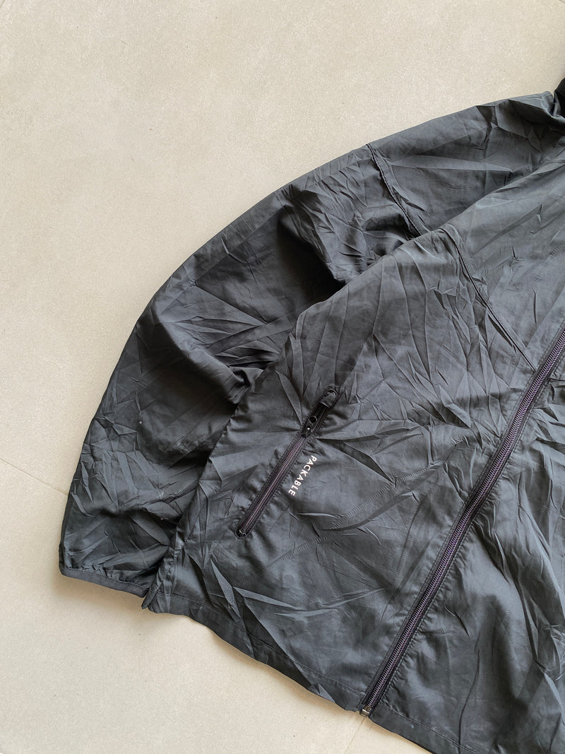 NIKE BIG LOGO JACKET - XS