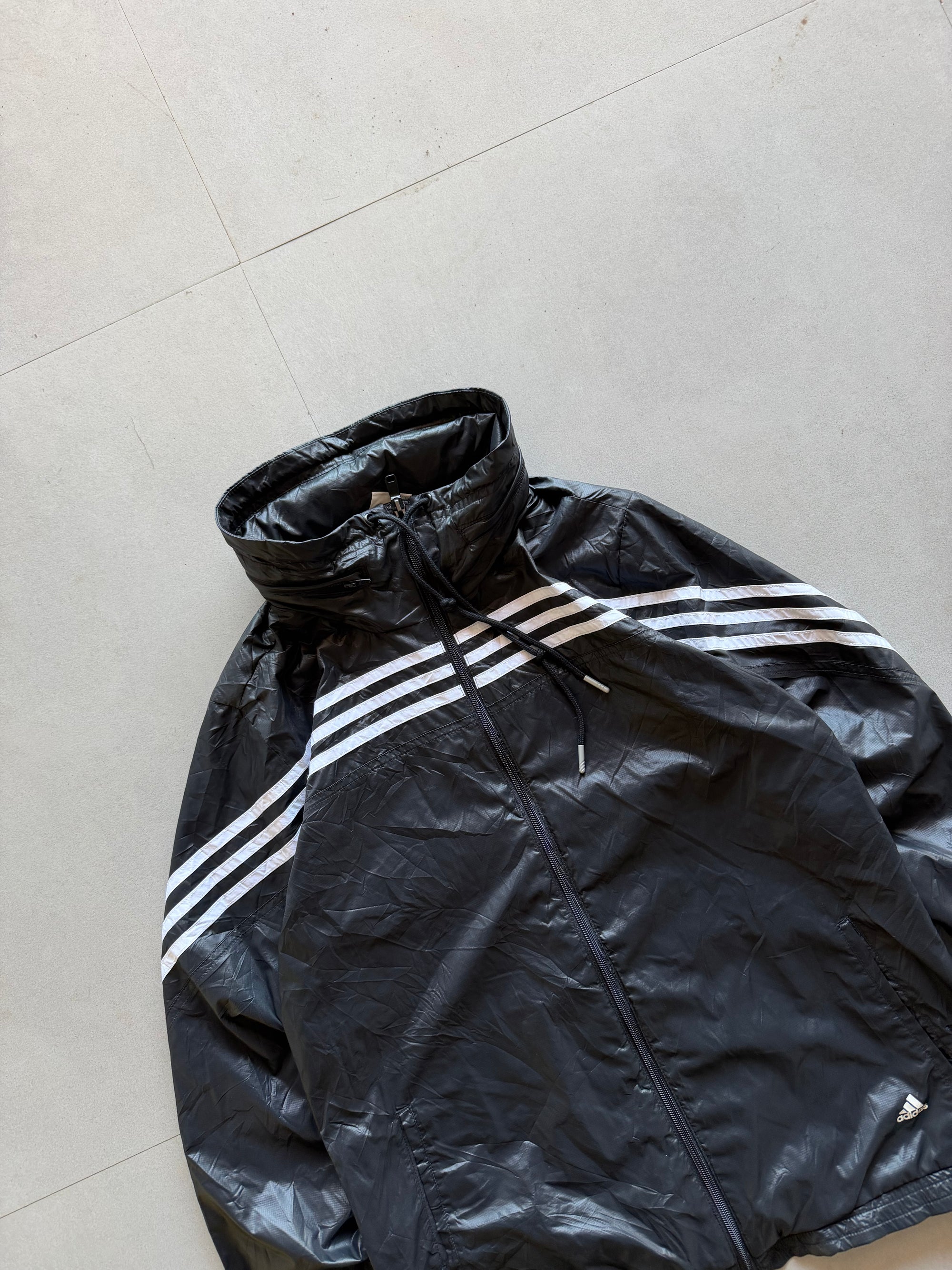 ADIDAS STRIPED JACKET - M