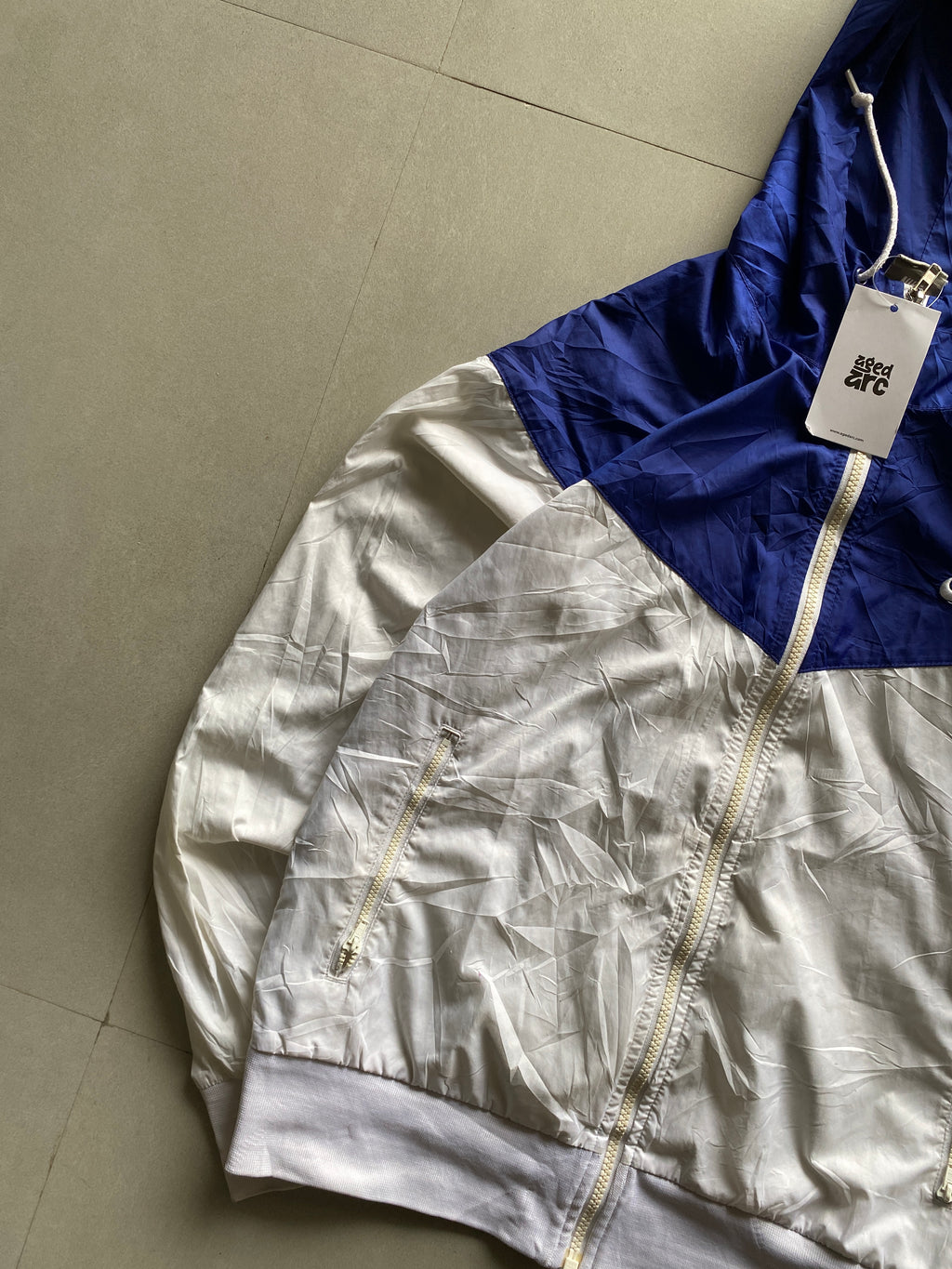 VINTAGE NIKE JACKET - S