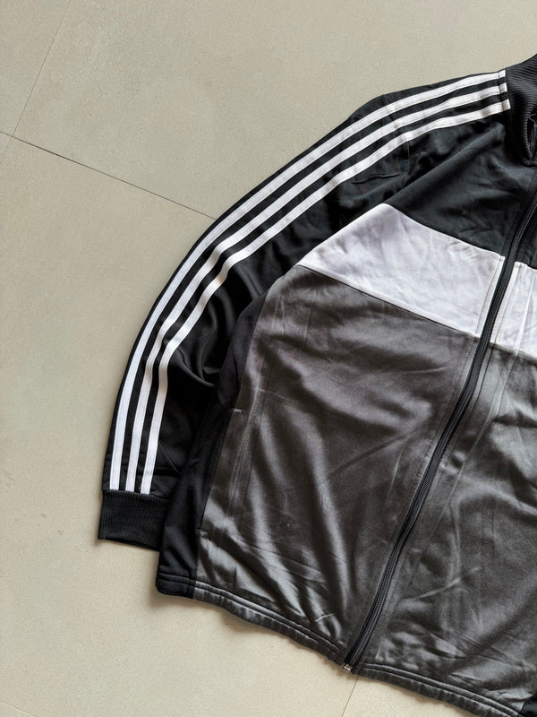ADIDAS STRIPED JACKET - M