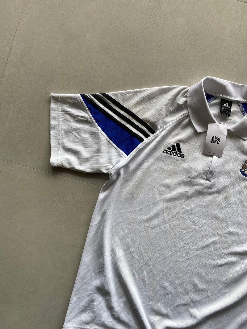 ADIDAS NEW CASTLE POLO SHIRT - L