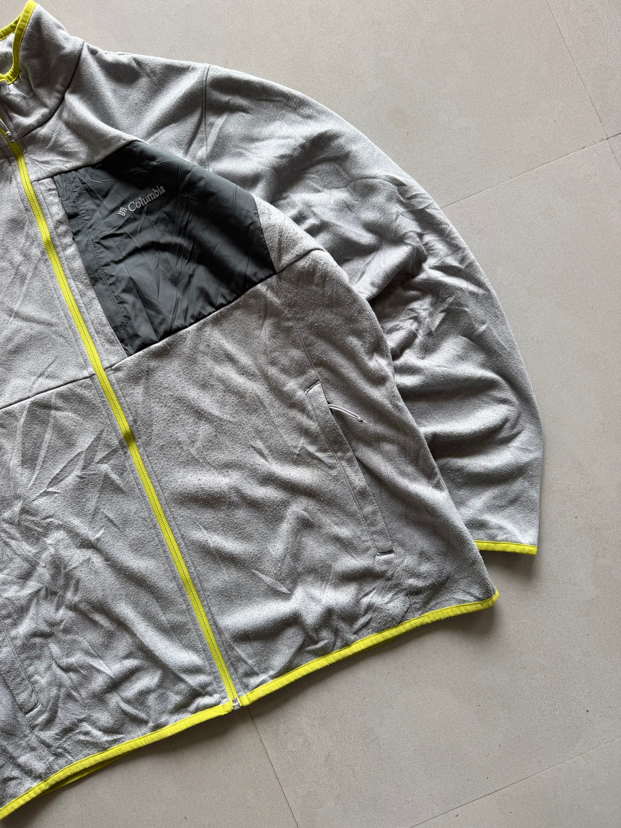 COLUMBIA HIKING JACKET - XL