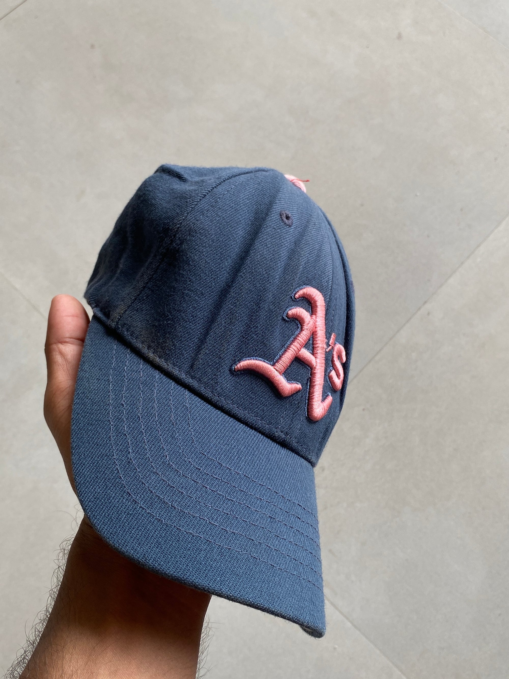 BASE BALL CAP