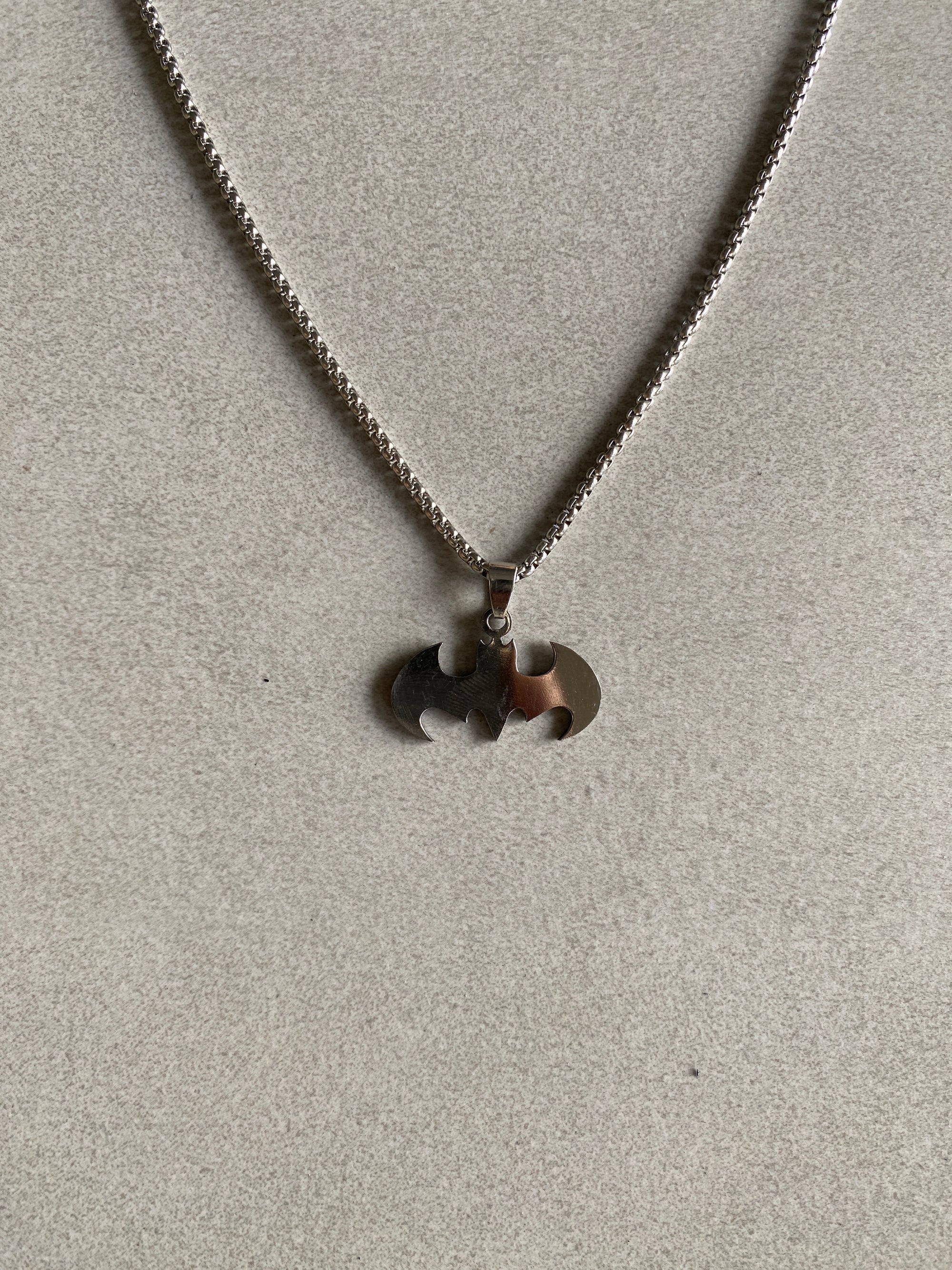 BAT PENDANT CHAIN
