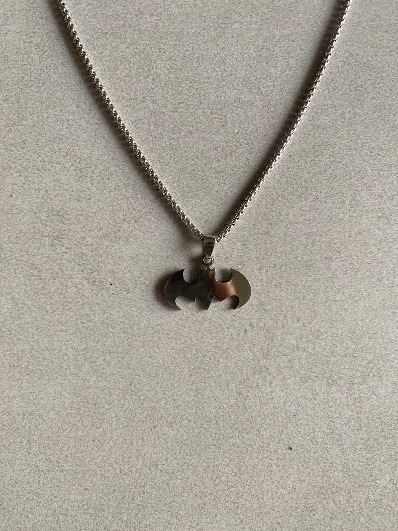 BAT PENDANT CHAIN