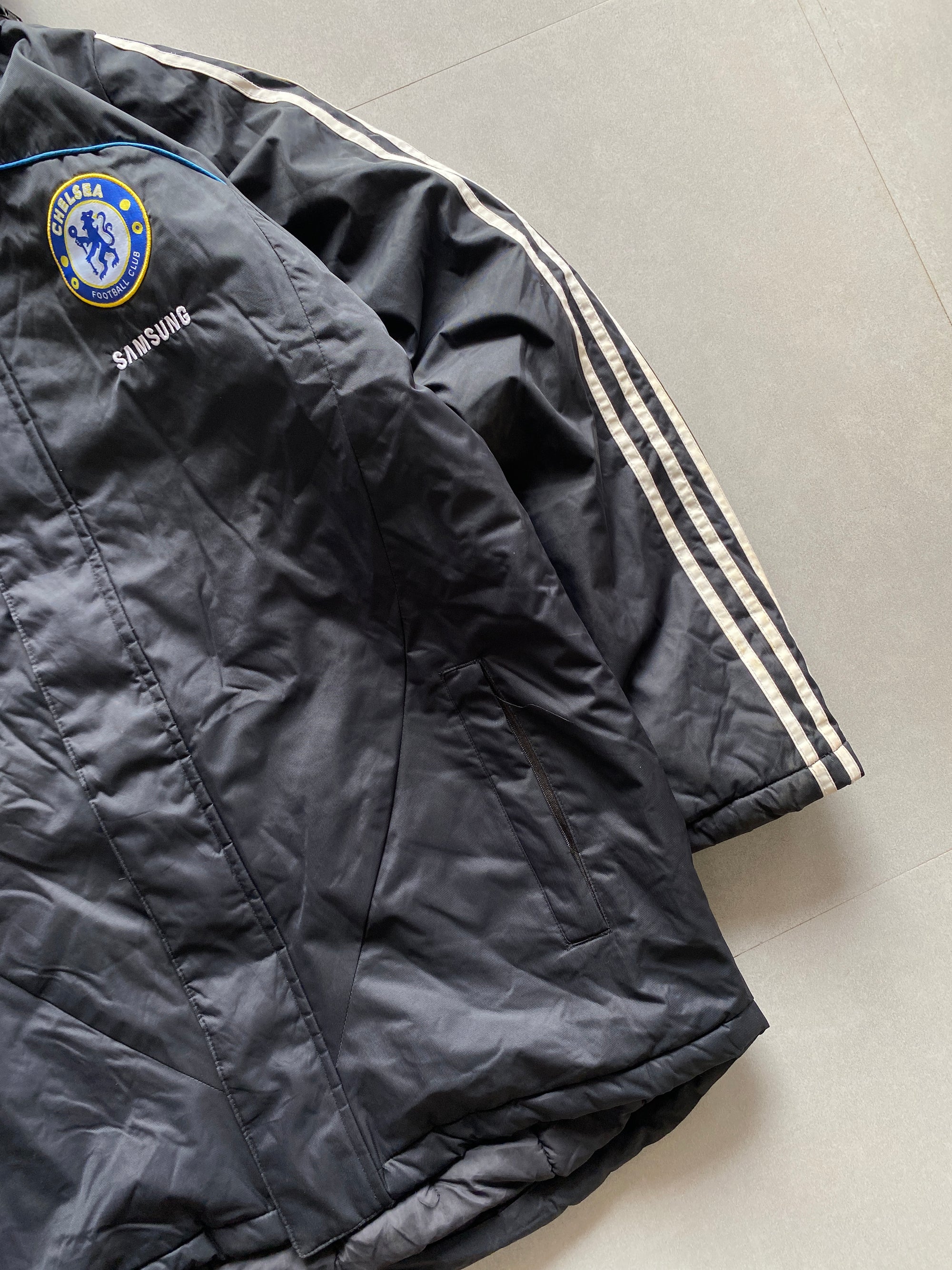 ADIDAS CHELSEA PUFFER JACKET  - L