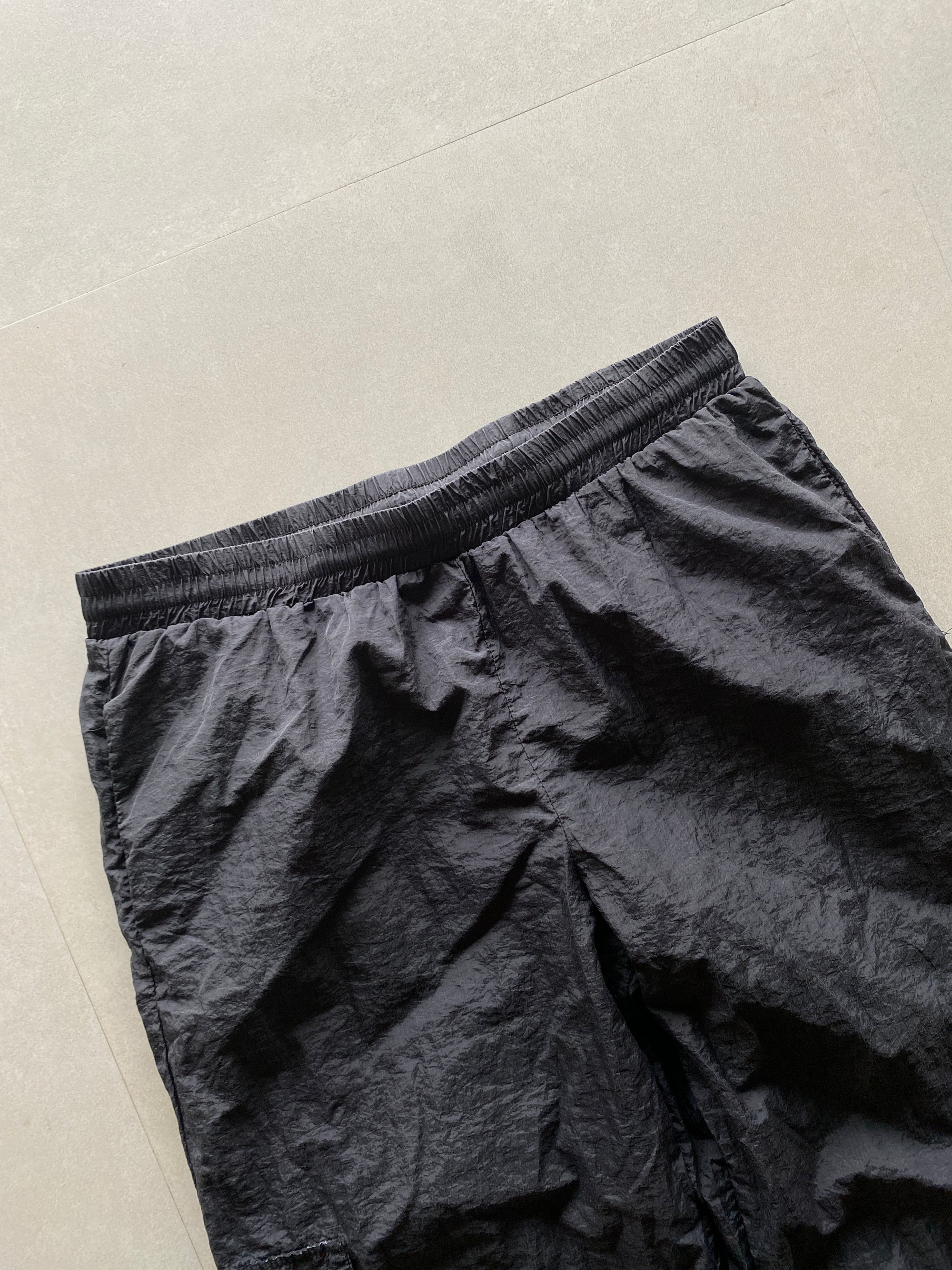 WIDE LEG TRACK PANT - M