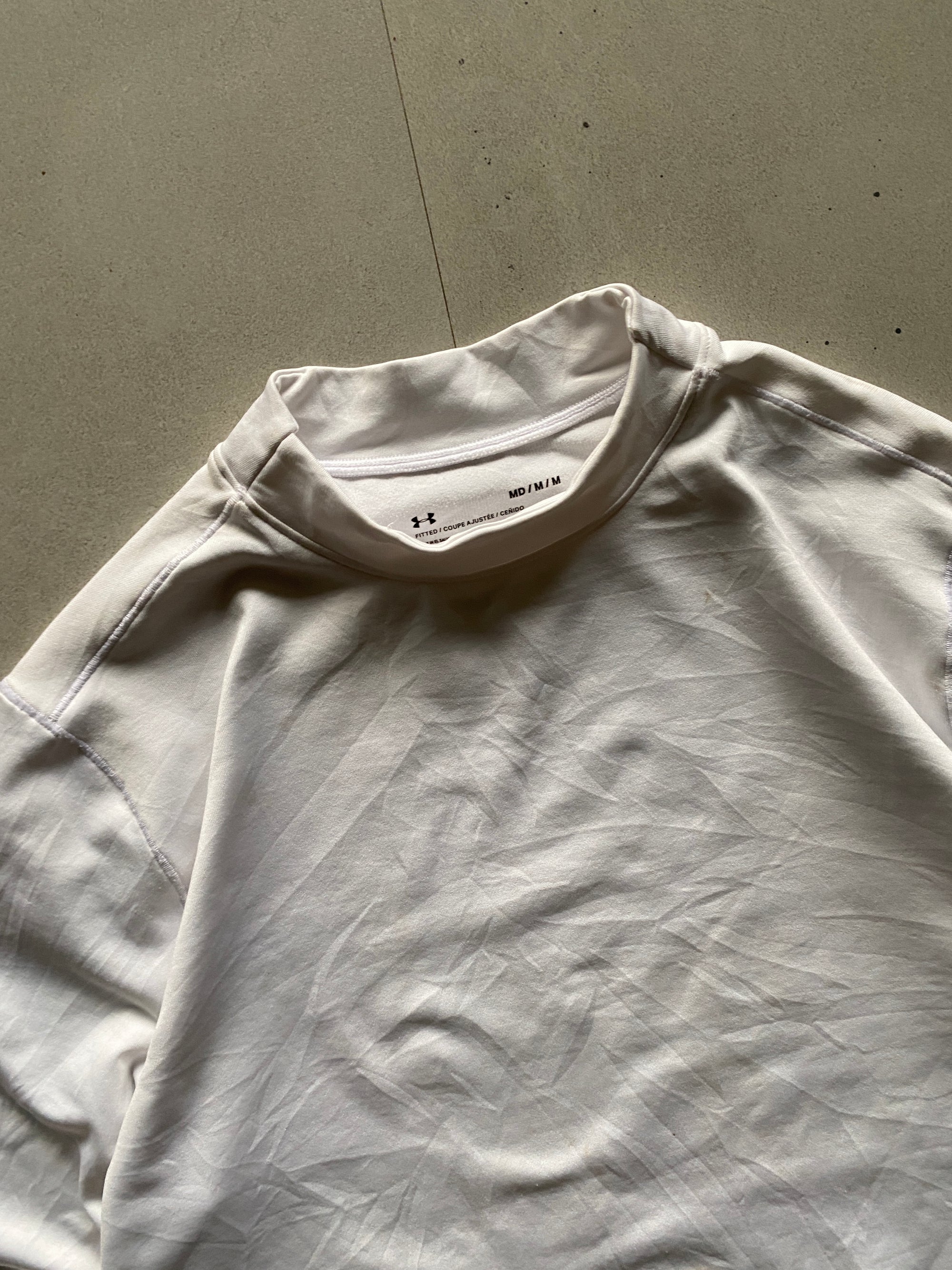 UNDER ARMOUR COMPRESSION TEE - M