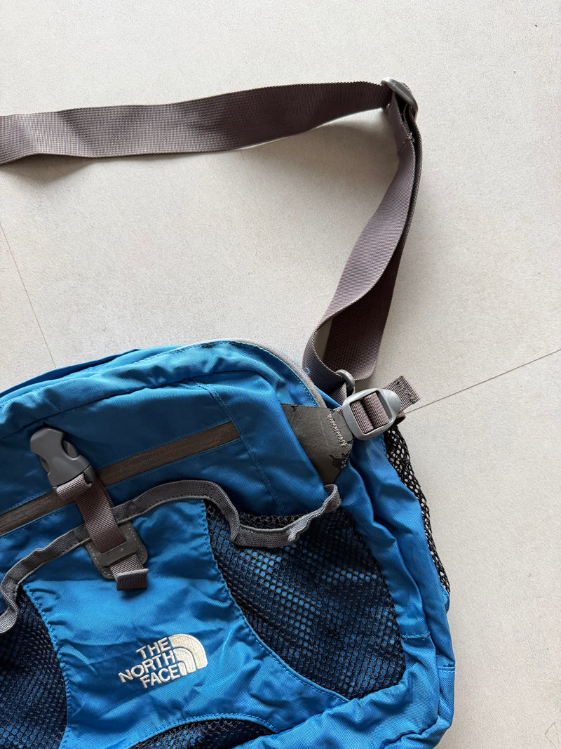 THE NORTH FACE HIKING BAG