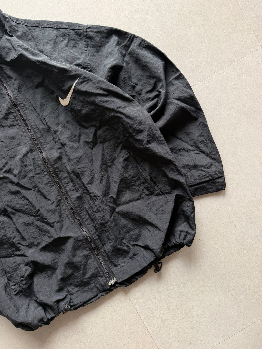 NIKE SWOOSH JACKET - L
