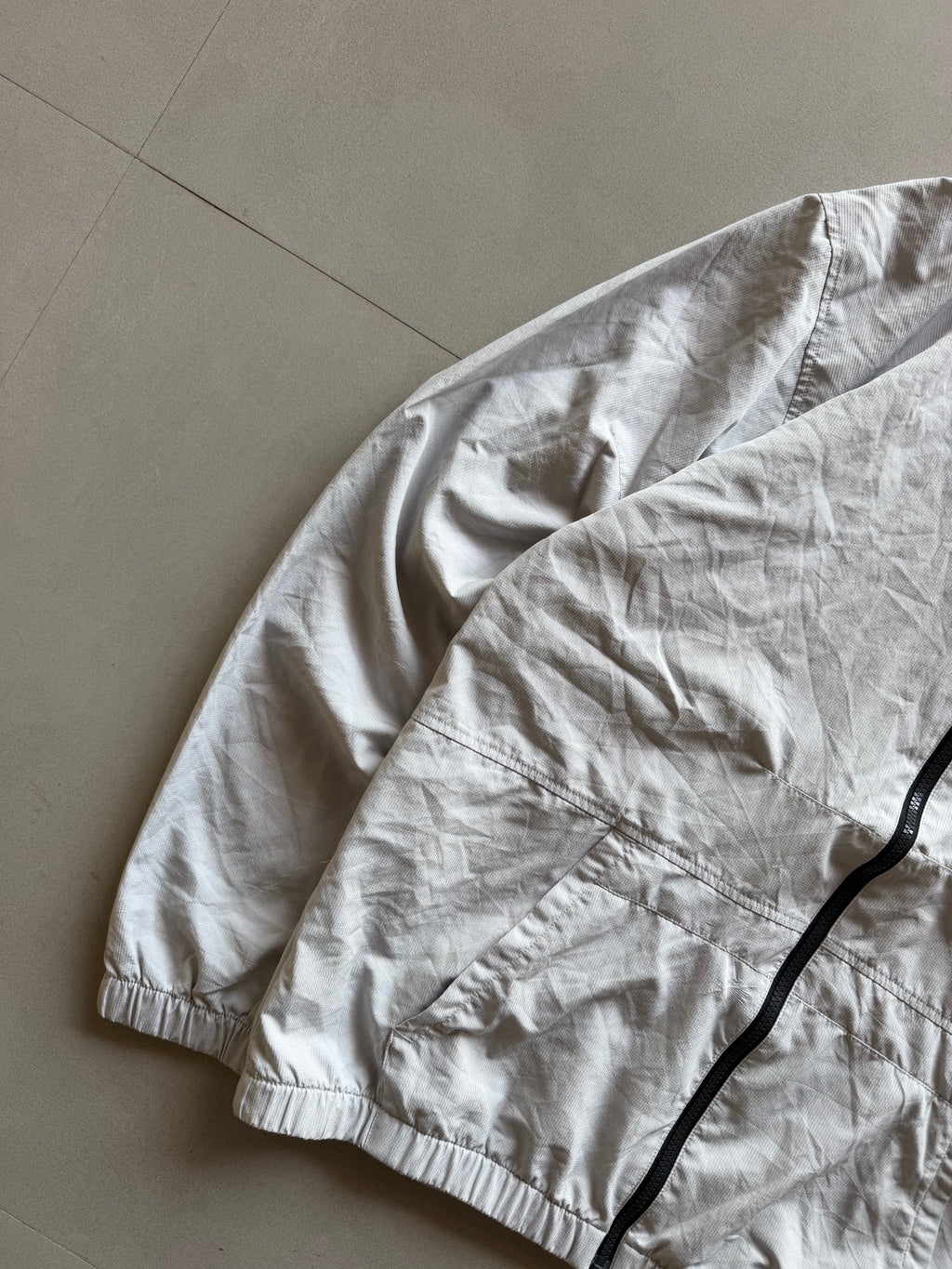 UNDER ARMOUR JACKET - L