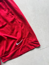 NIKE RED SHORTS - M