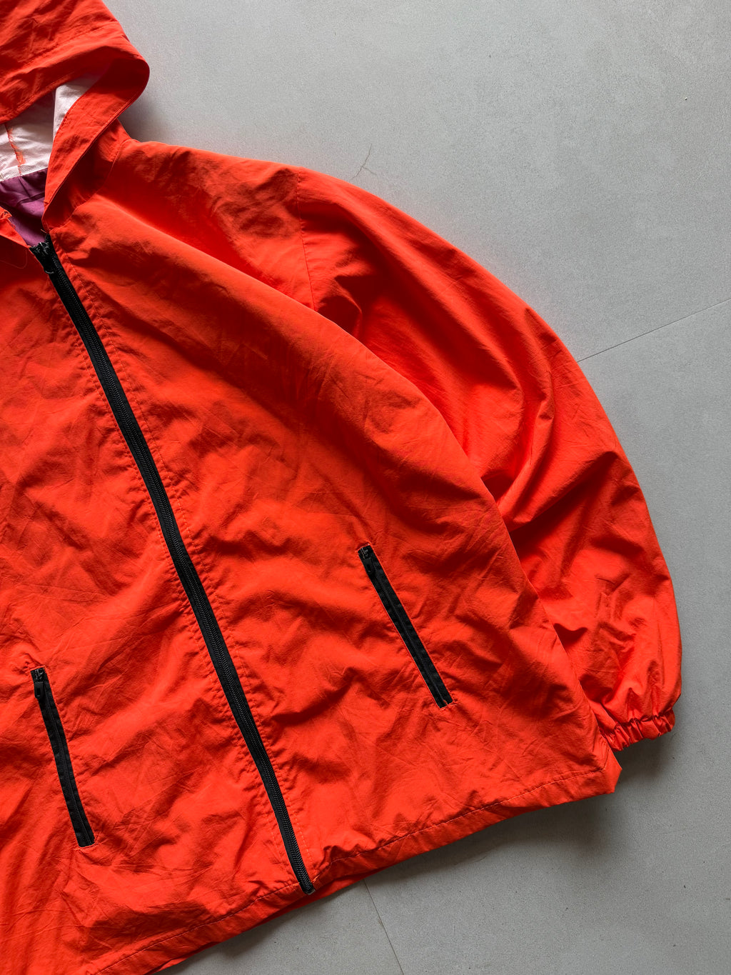 HOODED JACKET - L