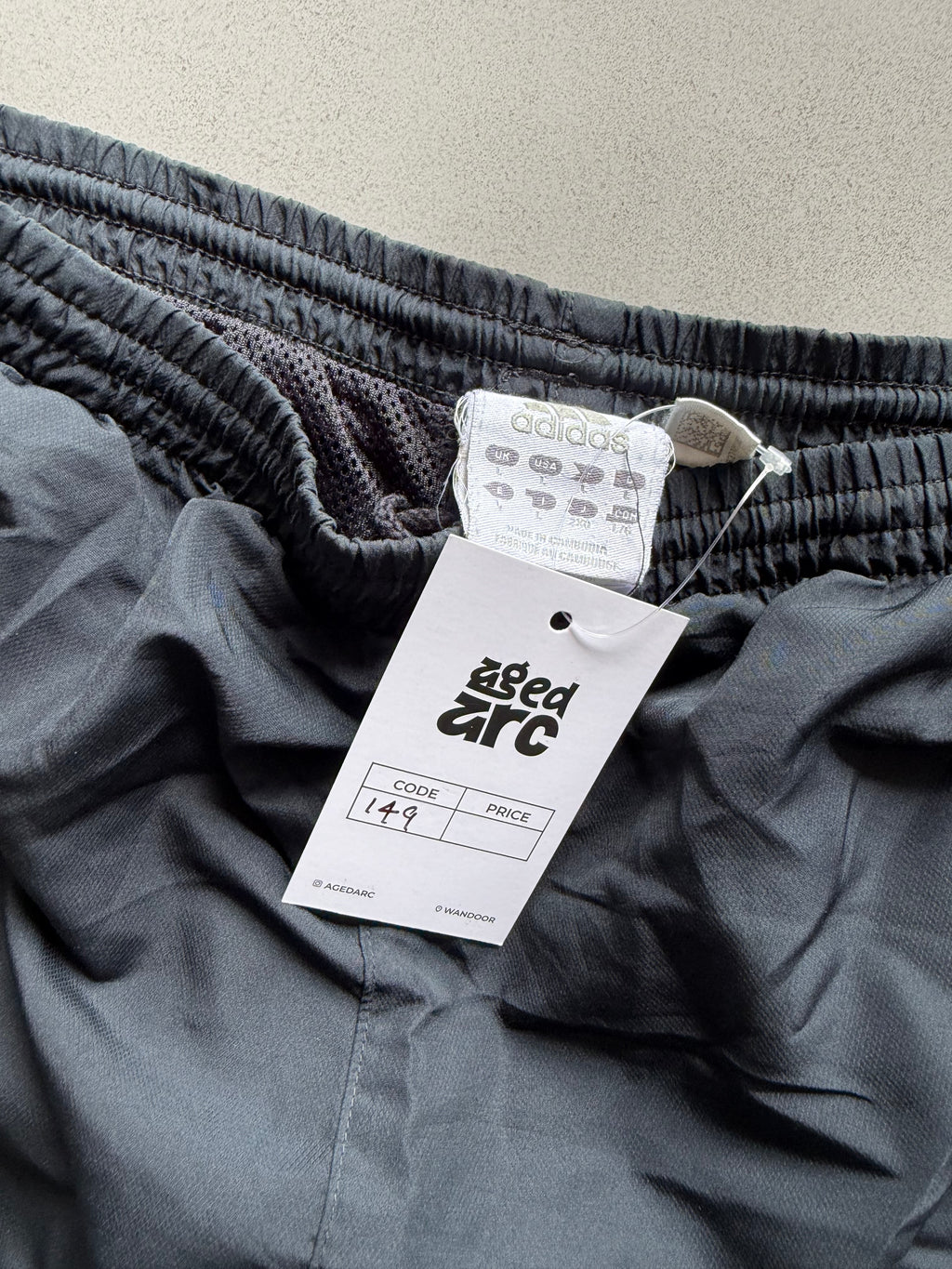 ADIDAS BAGGY TRACK PANT149 - L