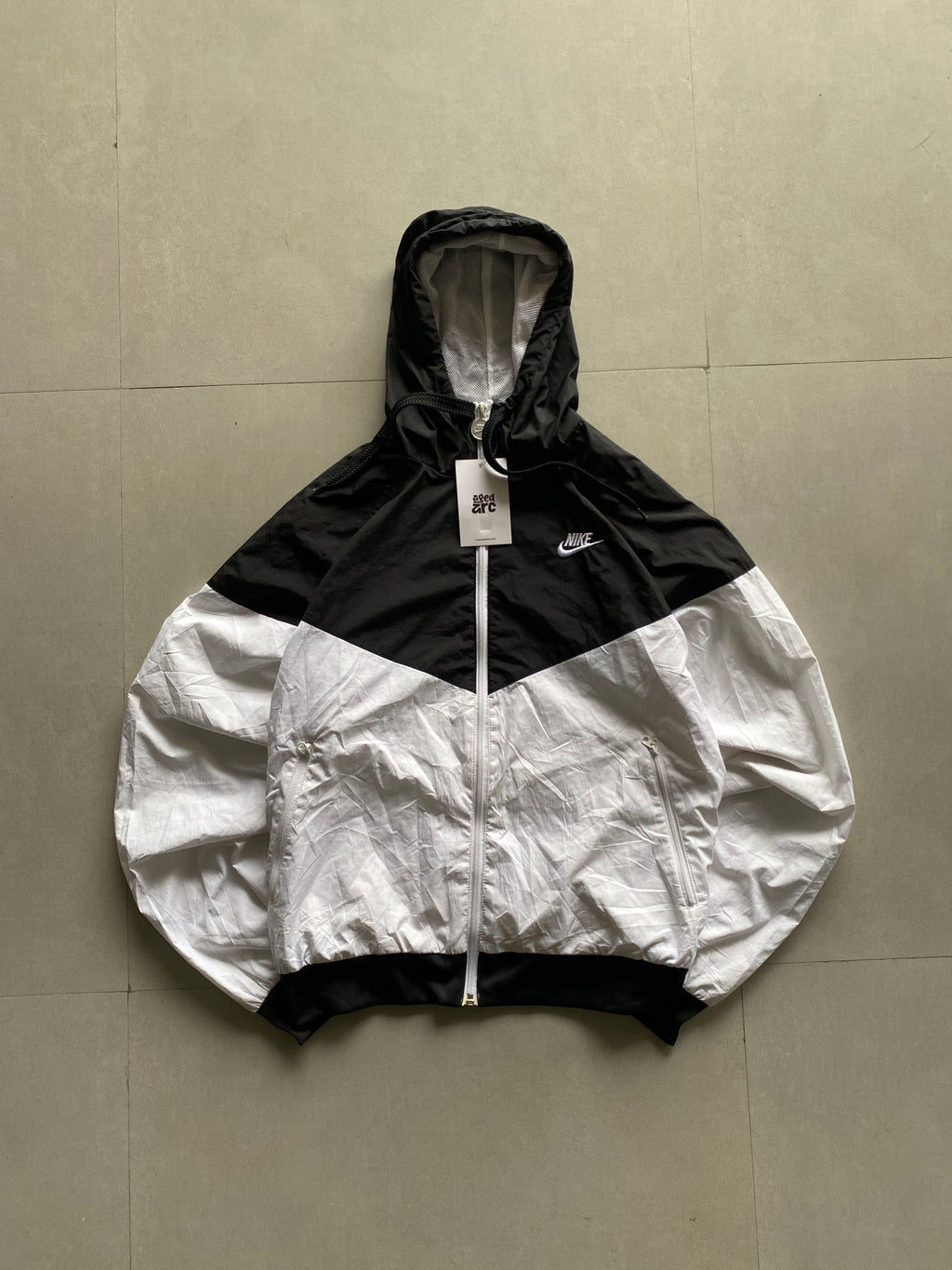 VINTAGE NIKE JACKET - M