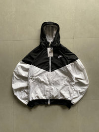 VINTAGE NIKE JACKET - M