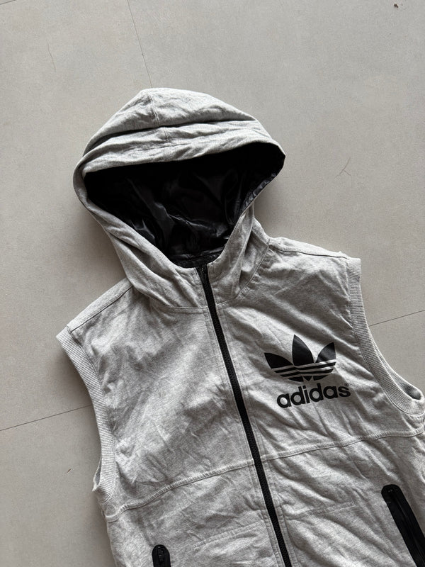 ADIDAS HOODED SLEEVLESS - S