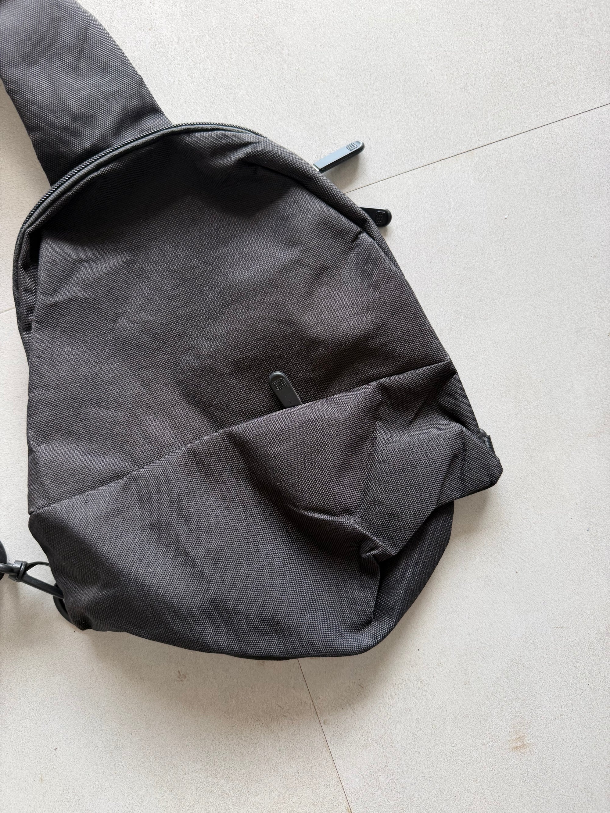 CROSS BODY BAG