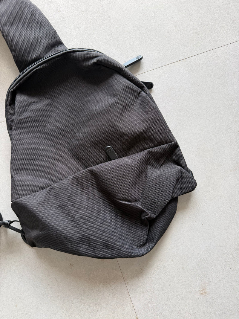 CROSS BODY BAG